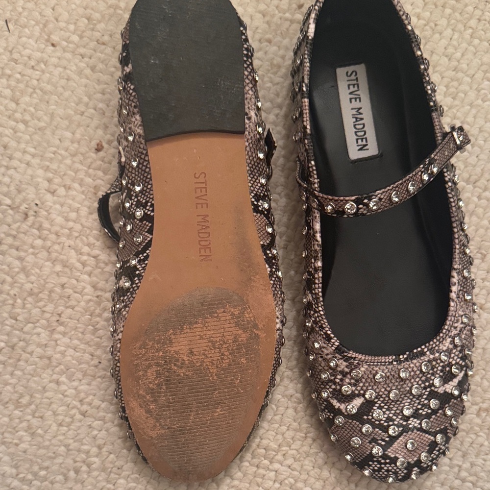 Steve Madden Studded flats - Picture 2 of 5